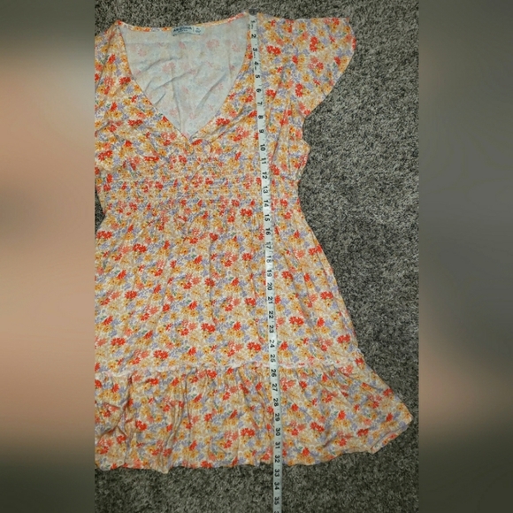 Arizona Jean Company| Floral Cap Sleeve Fitted Waist Sundress with Pockets - Picture 4 of 6